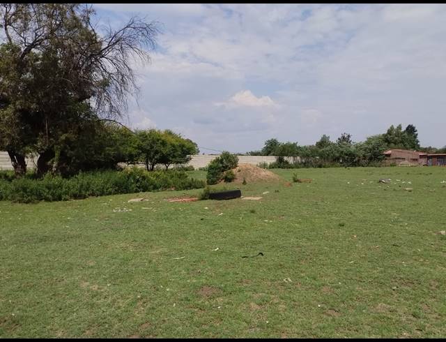 20,206M² VACANT LAND FOR SALE IN ROODS GARDENS